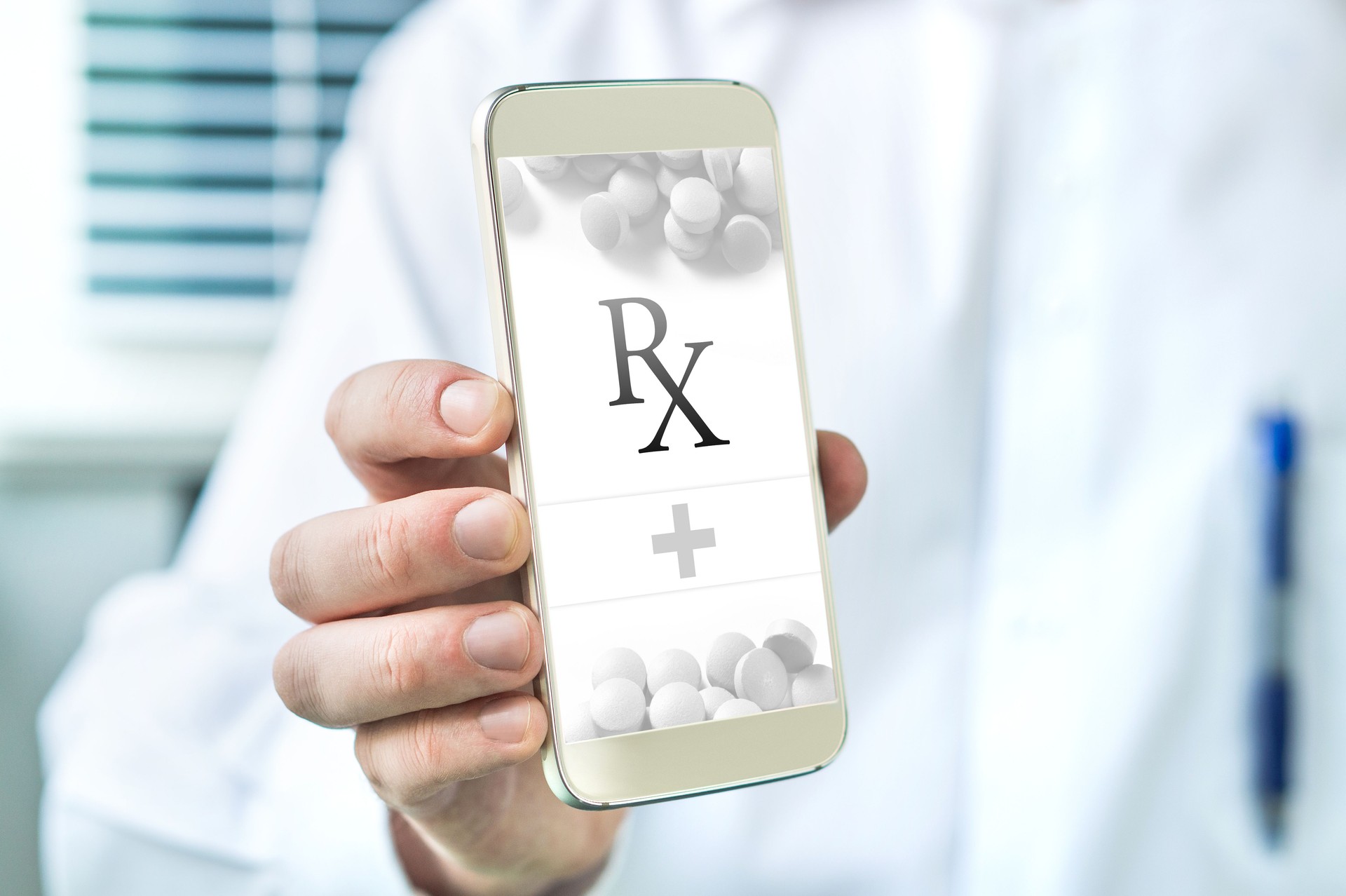 Electronic prescription. Mobile E-prescription app. Doctor giving list of medicine to patient.
